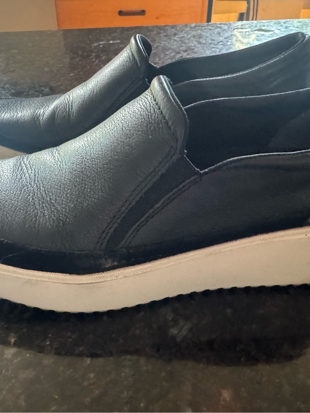 Vionic Kearney Slip-On Leather Sneakers - Size 8 only worn a few times. - Picture 3 of 5